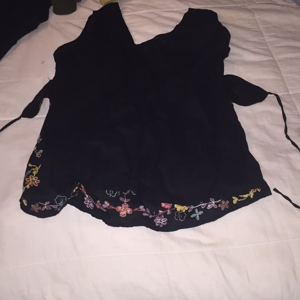 Shirt - Picture 2 of 3